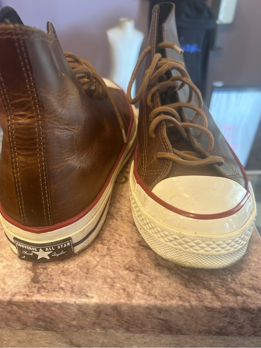 Men's Brown Leather Chukka Boots with Contrast Trim